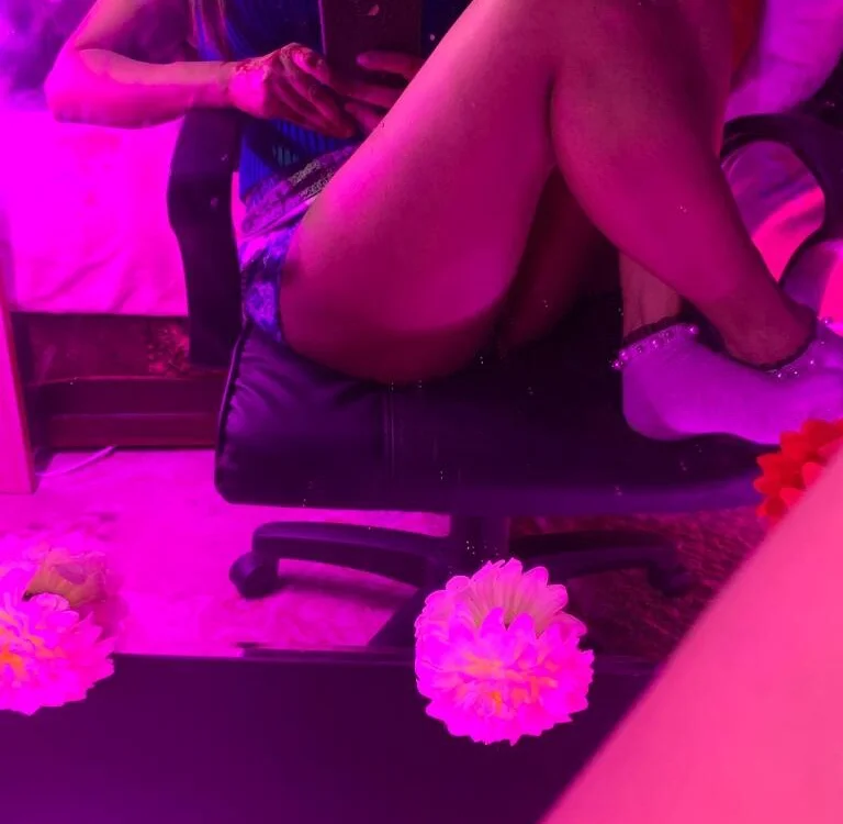 Squirt_Queen_X 오프라인 XXX 채팅