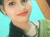 Rasmi_bhabi's Offline XXX Chat