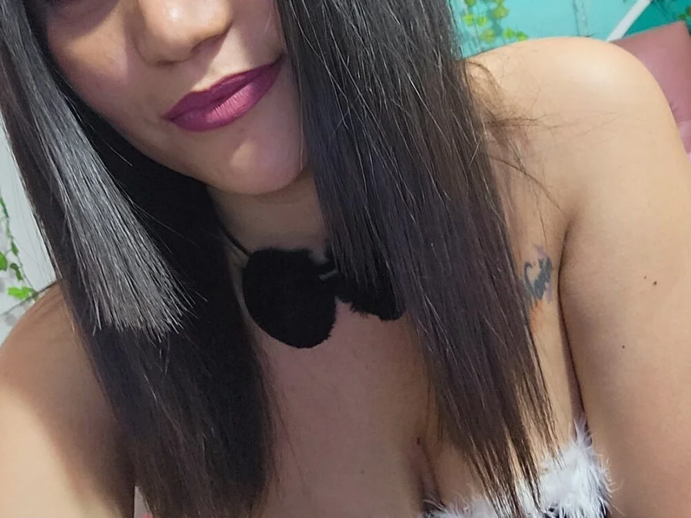 abby_zoee Offline XXX Chat