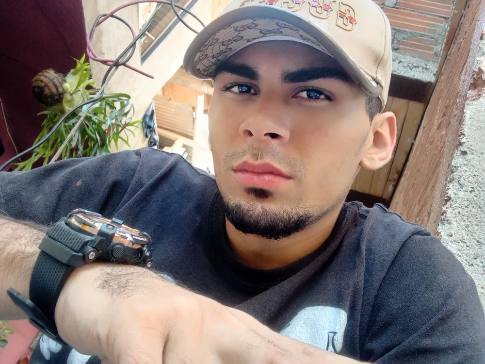 Flacon_sexx_ offline chatrum