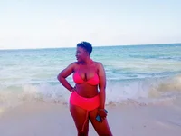 FLIRTY-DIVA's webcam live show
