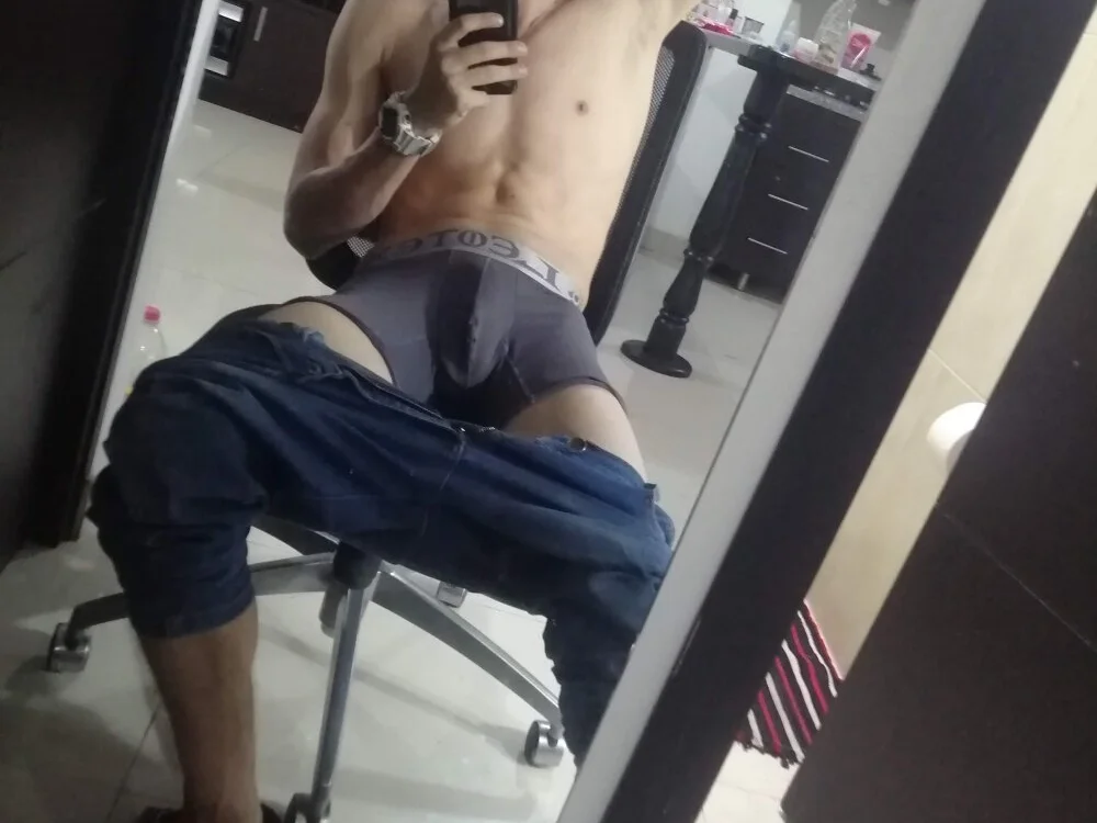 Ethanho0t 離線 XXX 聊天