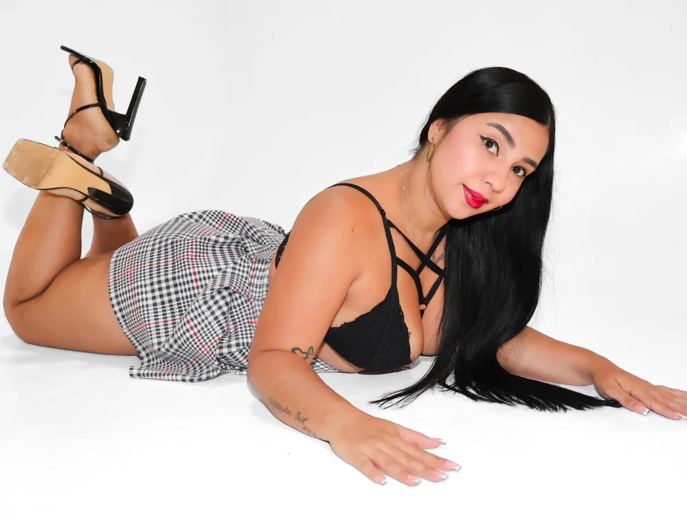 Ariana_Mold cam model