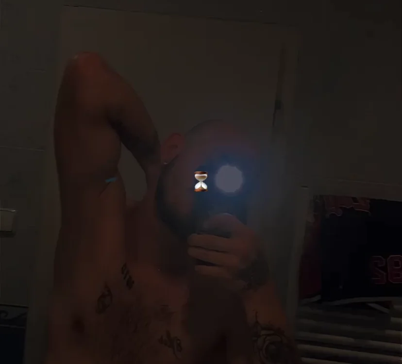 onlyforyou6666 – Offline XXX chat