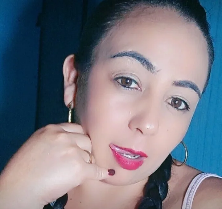 violeta-59's Offline XXX Chat