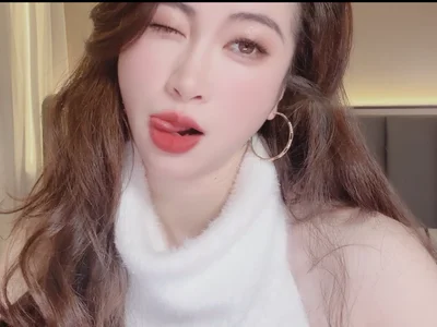 wuyueaini webcam livesex profile in squirt cams