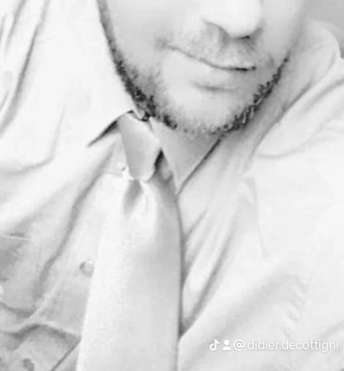 dede591 離線 XXX 聊天