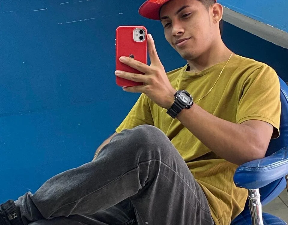 lucas_adamson offline chatrum