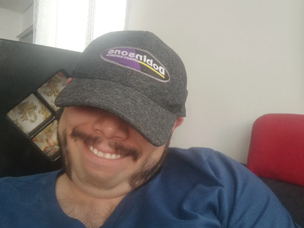 Markuslove666's Offline Chat Room