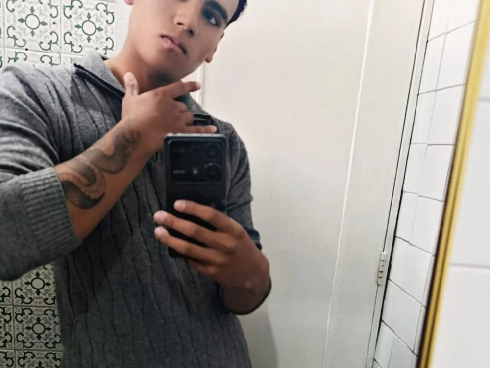 Elias_draco offline chatrum