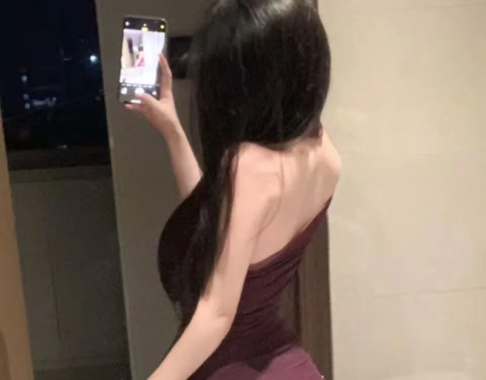 Purrbii's Offline XXX Chat