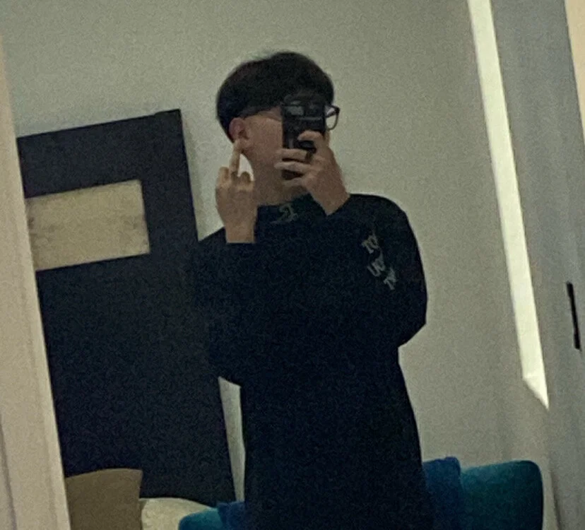 Chatroom XXX hors ligne de Andy_Hmo