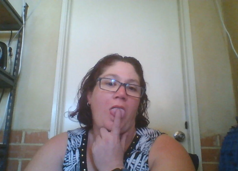 LovetheGoddess offline chatrum