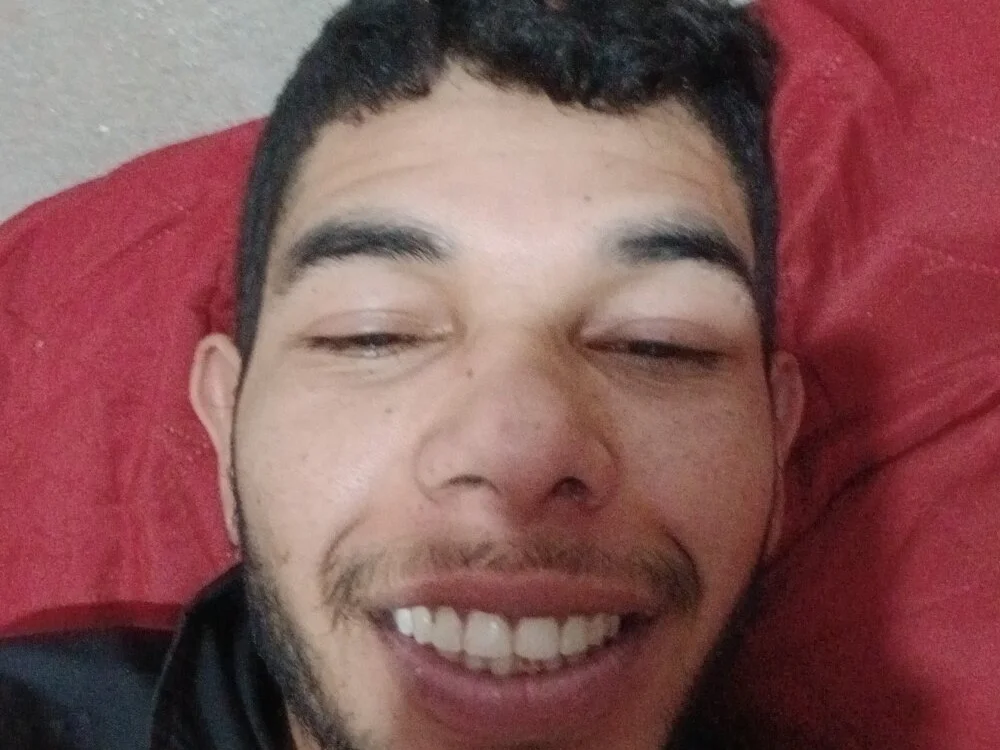 Lucastranzao Offline XXX-chat