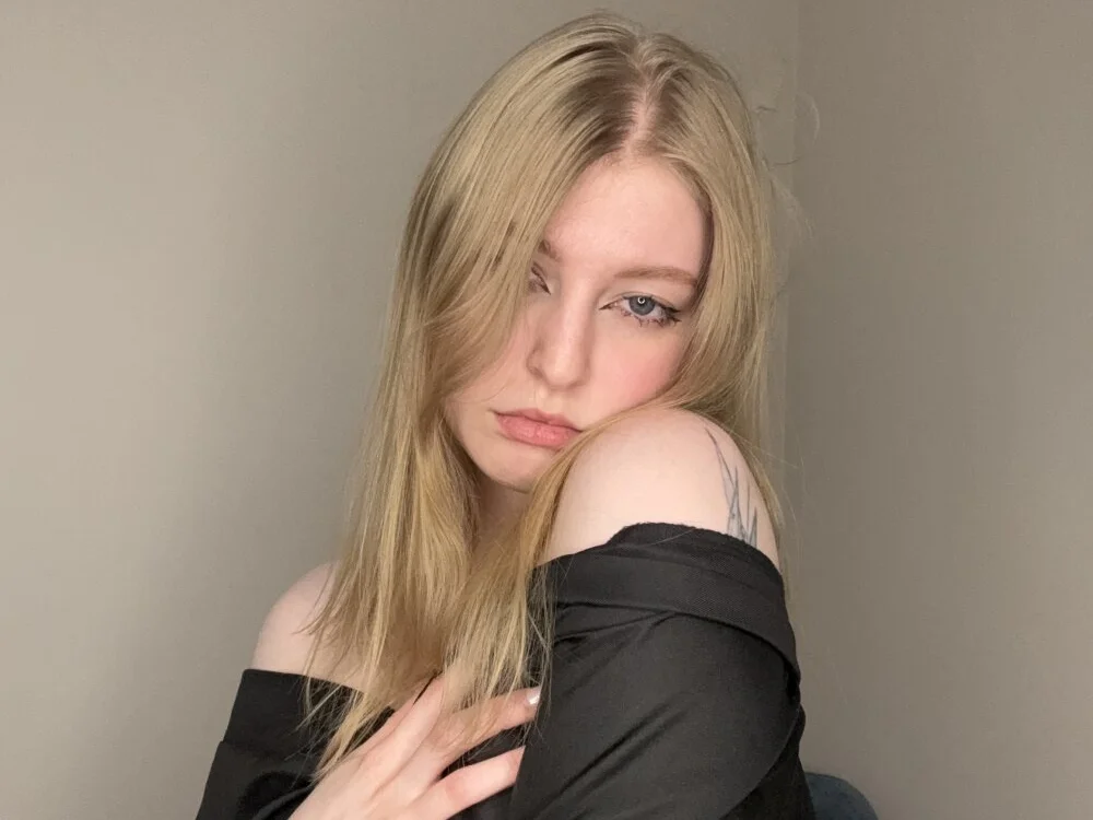 LanaRoxxy offline XXX-chat