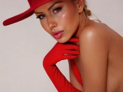 AnikaSunshine 离线XXX聊天