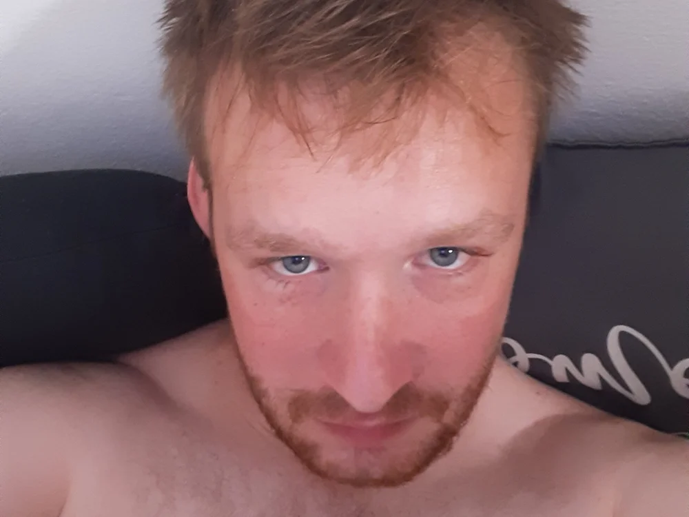 R3ND3R Offline XXX-Chat