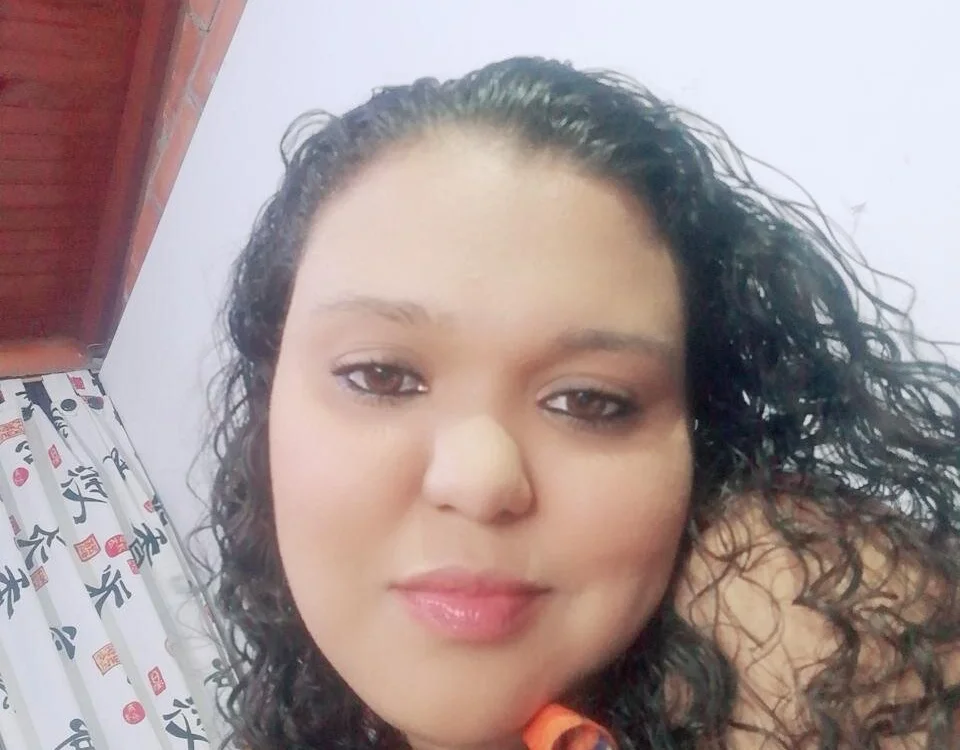 Sherlynn01 offline XXX-chat