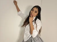 Model Nicolas_And_Alexa