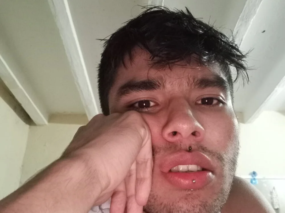 theflowerknight Offline XXX-chat