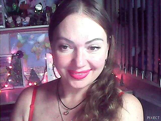 SkyAngel25's Offline Chat Room