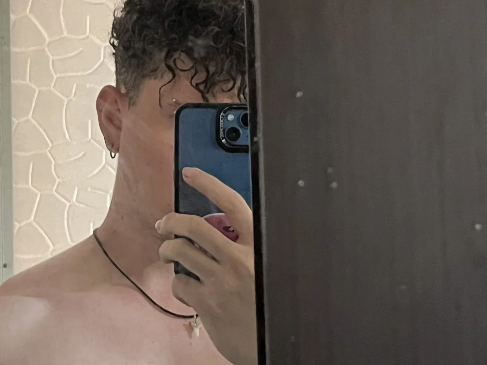 MateoWilliams25 offline chatrum
