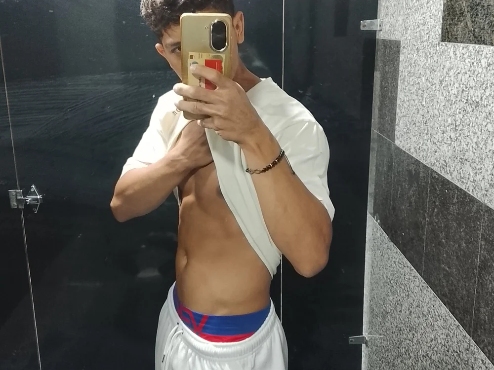 Quevedo2000's Offline XXX Chat