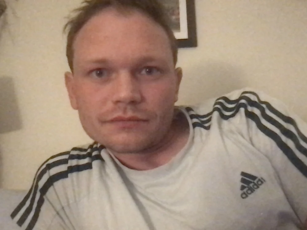 DavidEastTry Offline XXX-chat