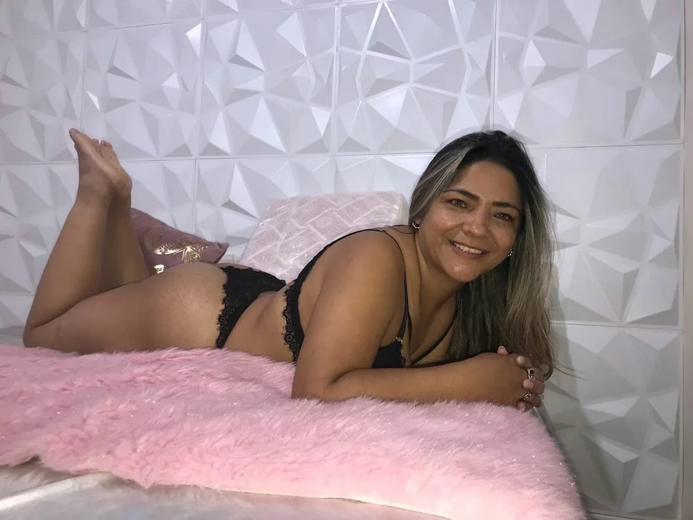 Alison_Milf2128's Offline XXX Chat