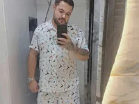 Casal_das_loucuras' Offline Chat Room