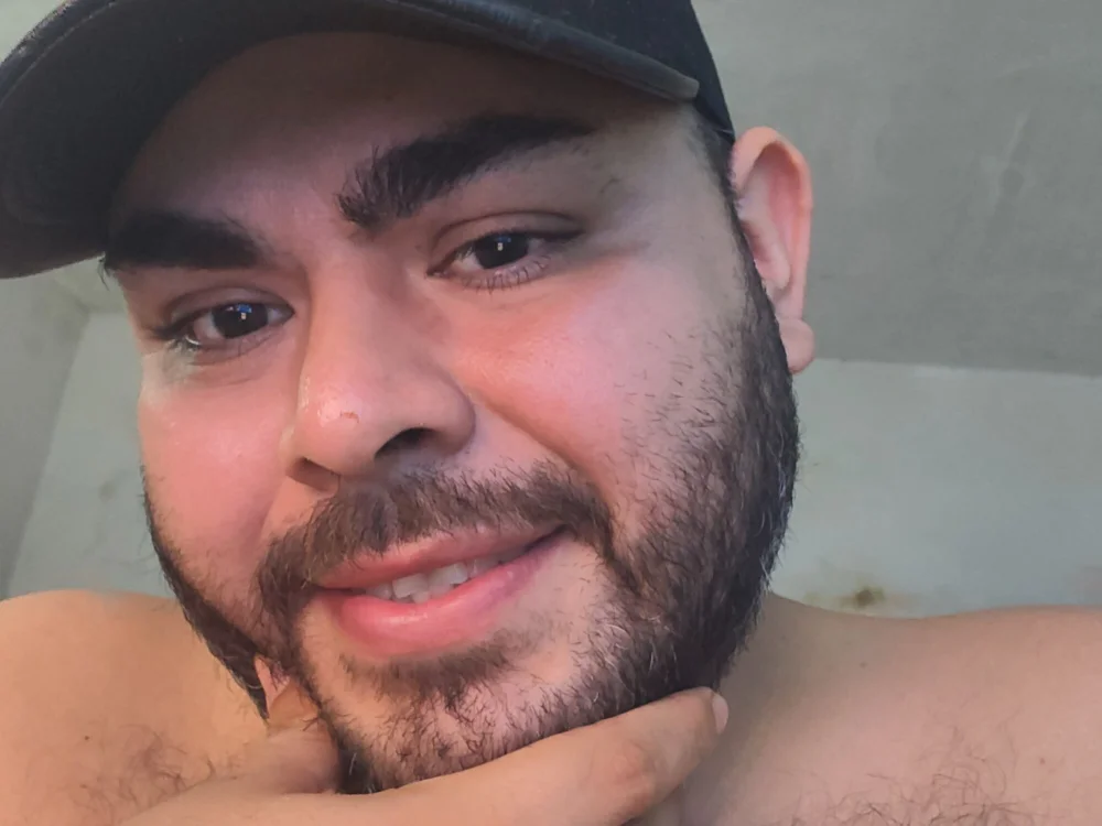 ferchi37 Obrolan XXX Offline
