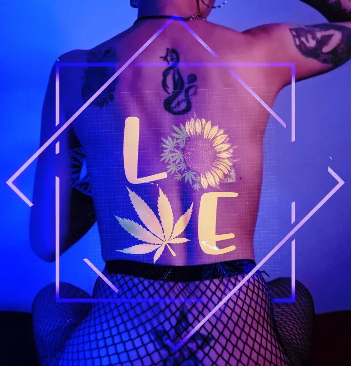 AmorMortal Chat XXX offline