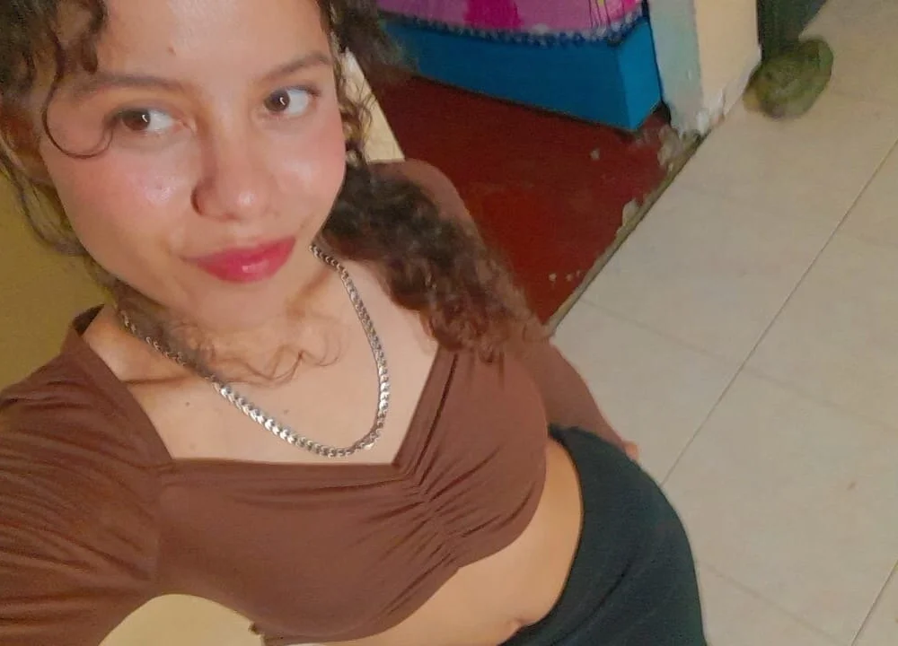 lia_valmont_01 cam model