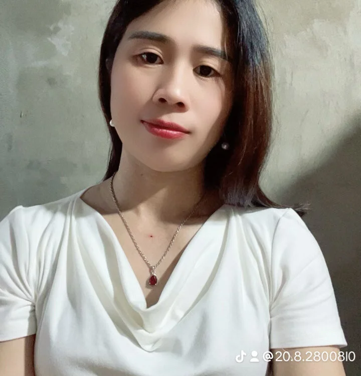 tinacum012 Chat XXX Ngoại tuyến