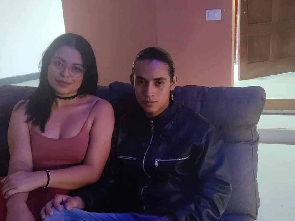 LilithandDemon's Offline Chat Room
