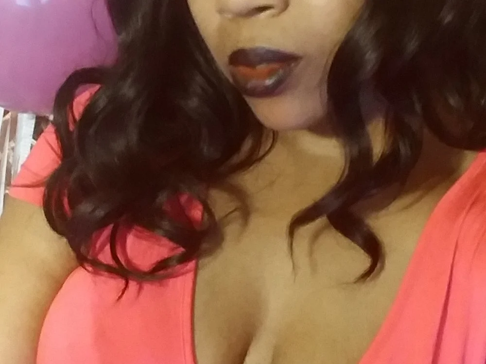 Chatroom XXX hors ligne de NAOMIdaFreakXXXXX