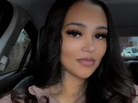 baddieni00's Offline XXX Chat