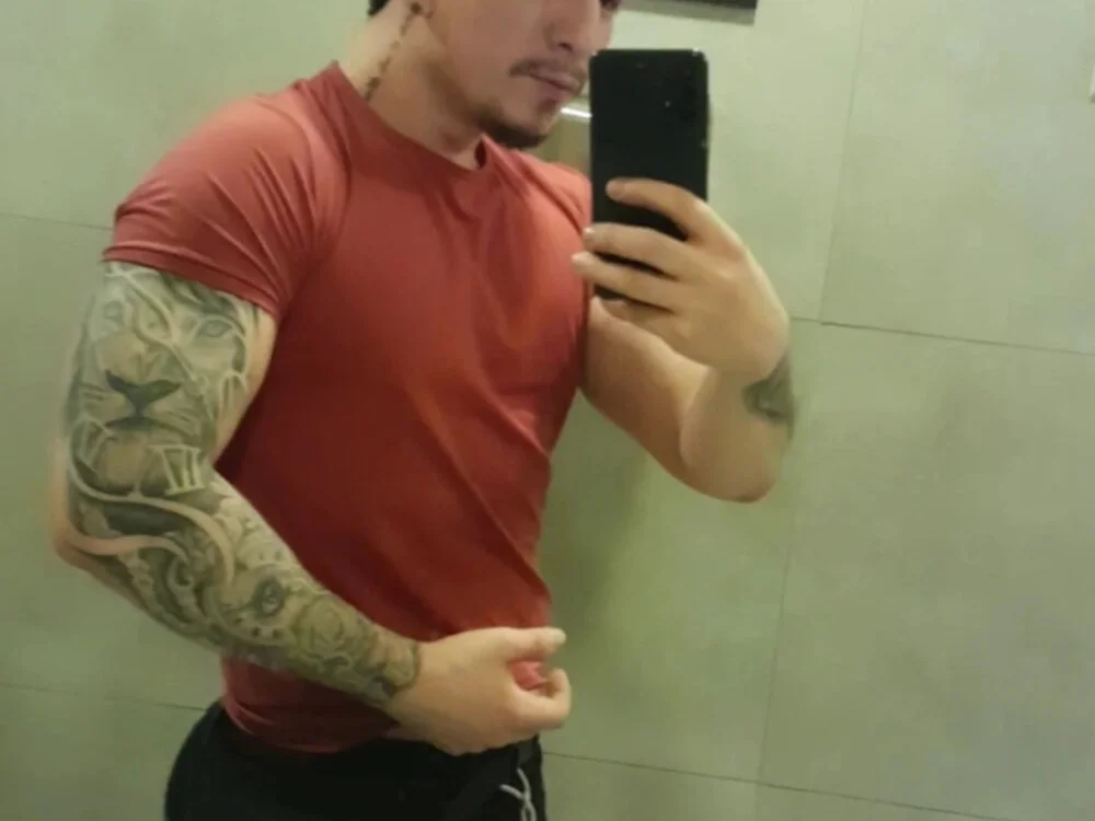 แชท XXX ออฟไลน์ของ steven_and_alejo