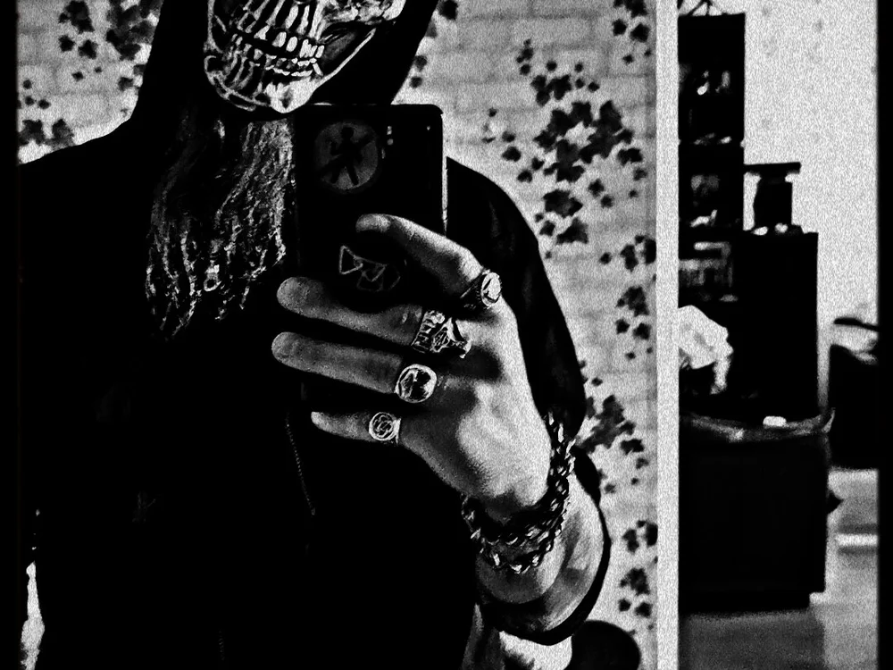 THatRandomMetalHead: офлайн-секс-чат