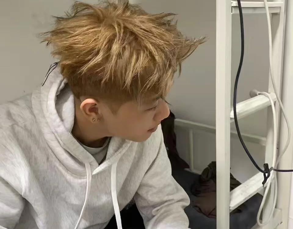 bingbingzhubo অফলাইন XXX চ্যাট