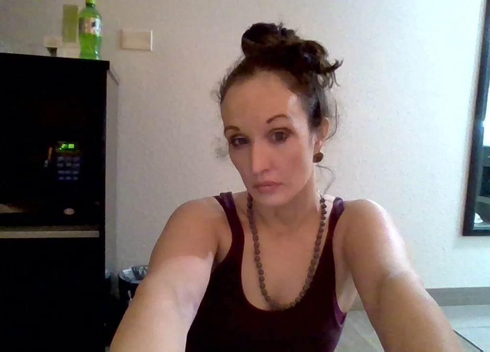 lizzybeebad's Offline XXX Chat
