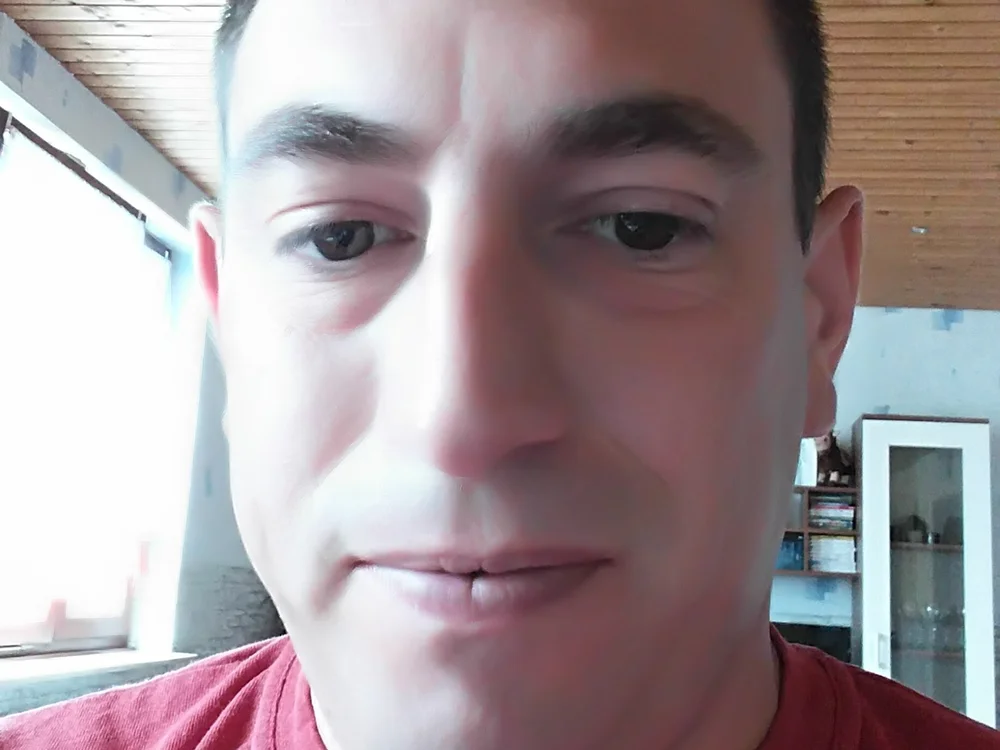 chattboy48's Offline Chat Room