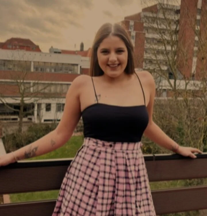 freshcouple1 offline XXX-chat