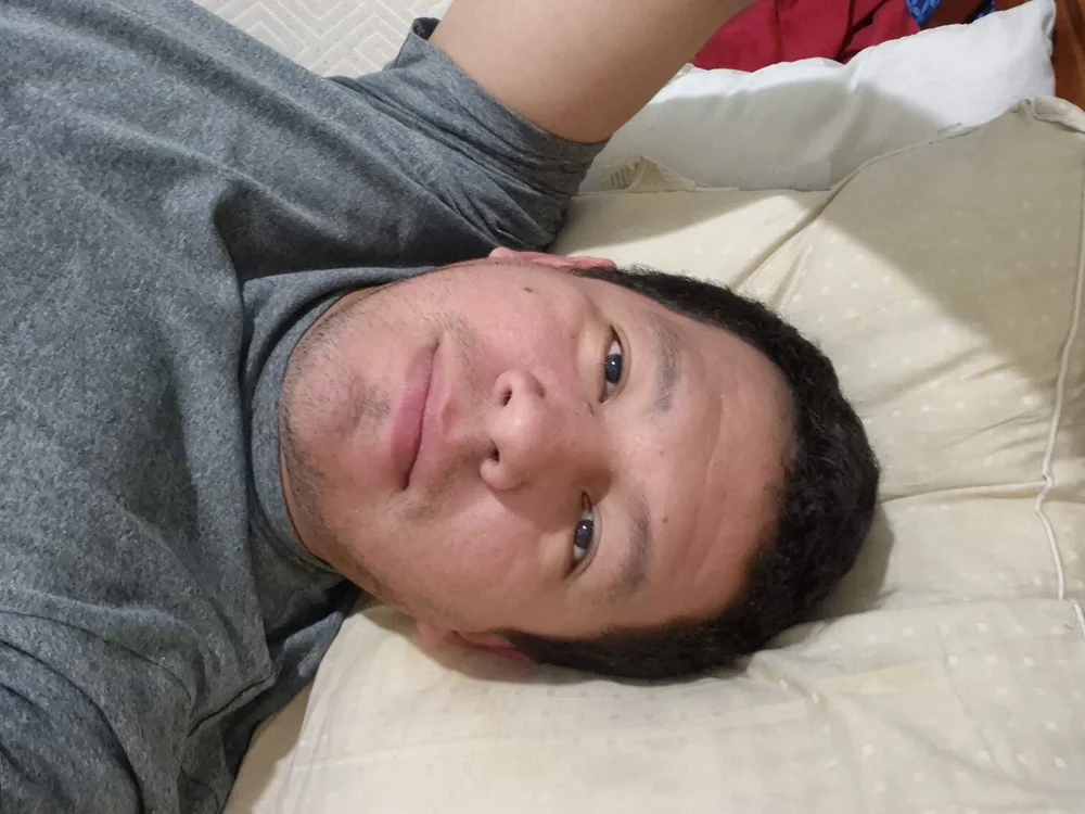 01jorge10's Offline Chat Room