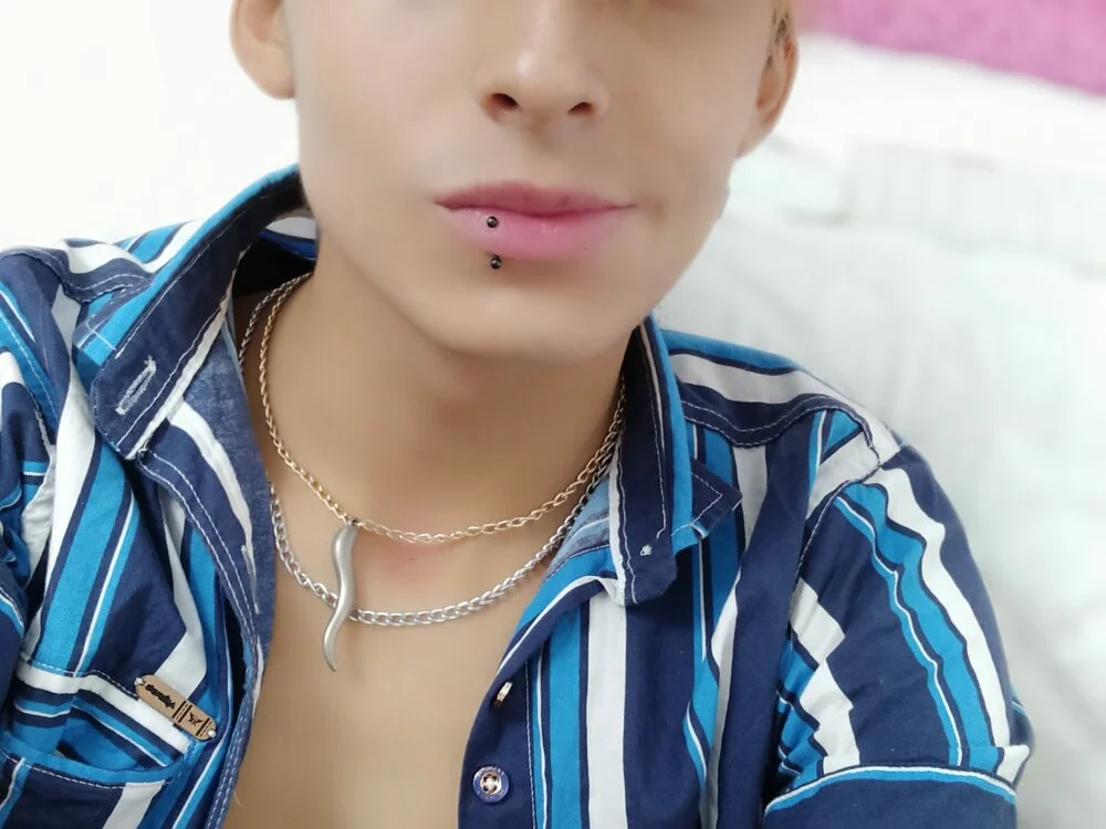 xamila_muaa 离线XXX聊天