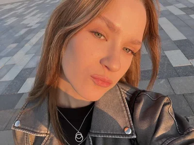 HellenSpelly on StripChat