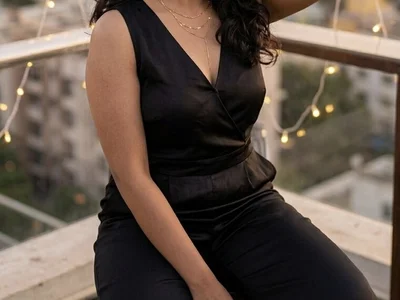 Tamil-yalini - Girl 