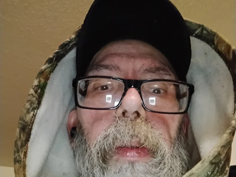 dannyhardcum offline chatrum
