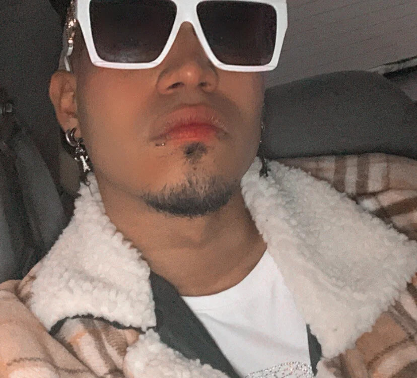 jaden_98_ Offline XXX-chat