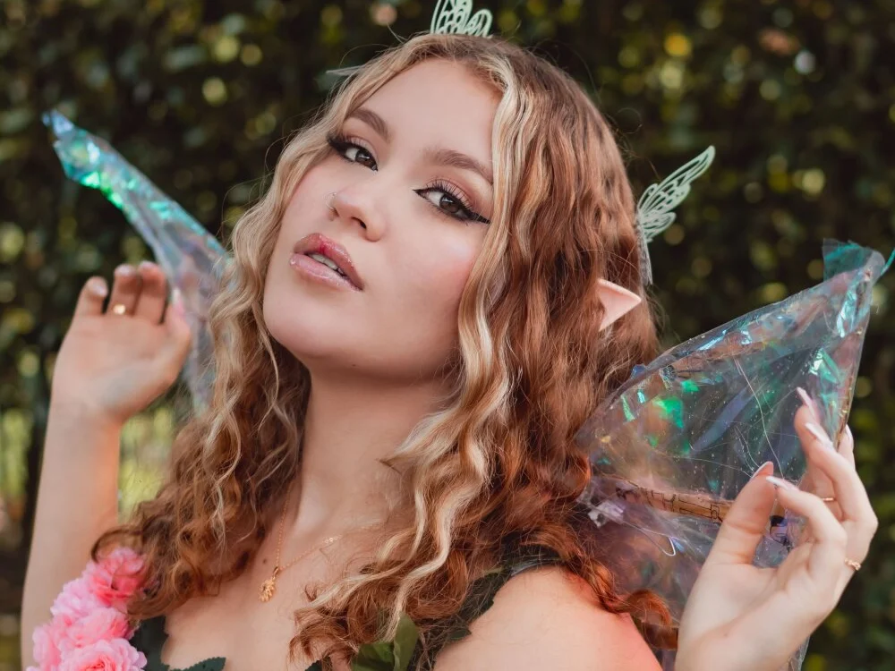 Офлайн-чат XXX BelaMiller_